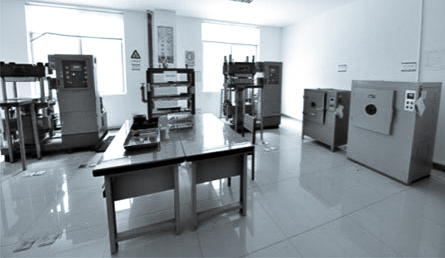 laboratory-equipment-3
